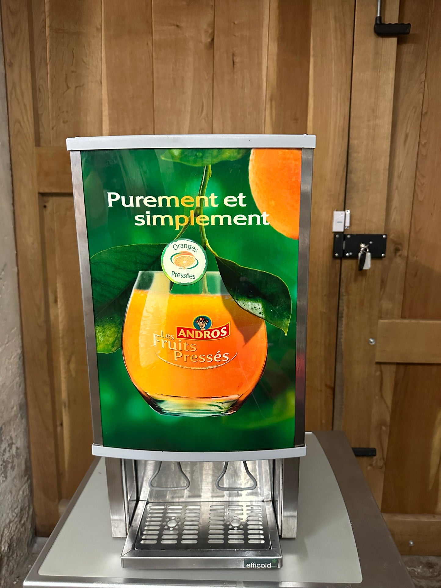 Distributeur de jus d’orange